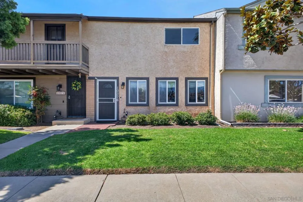 10376 Frank Lane Santee, CA 92071
