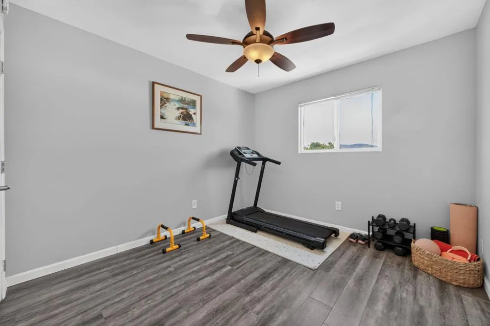 10376 Frank Lane Santee, CA 92071