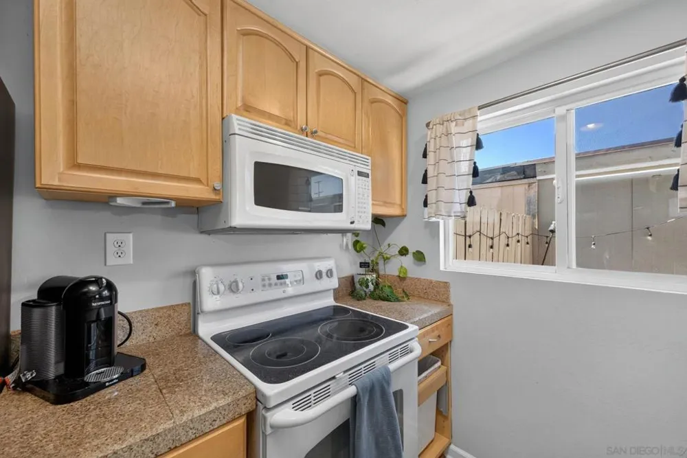 10376 Frank Lane Santee, CA 92071
