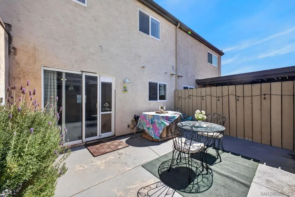 10376 Frank Lane Santee, CA 92071