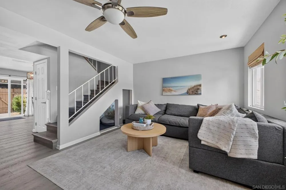 10376 Frank Lane Santee, CA 92071