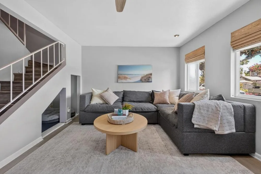 10376 Frank Lane Santee, CA 92071