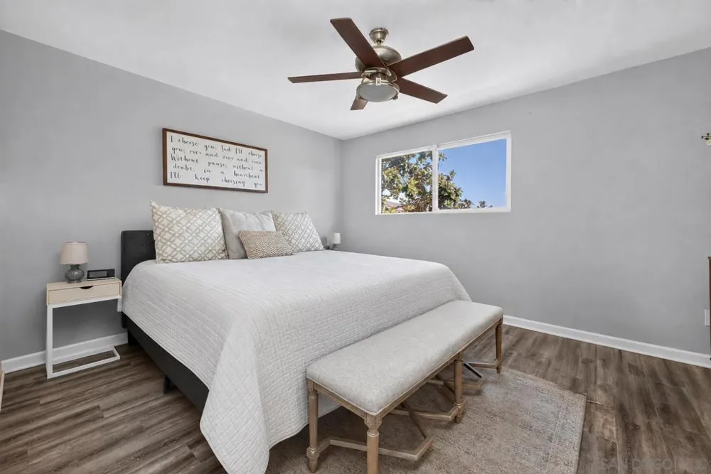 10376 Frank Lane Santee, CA 92071