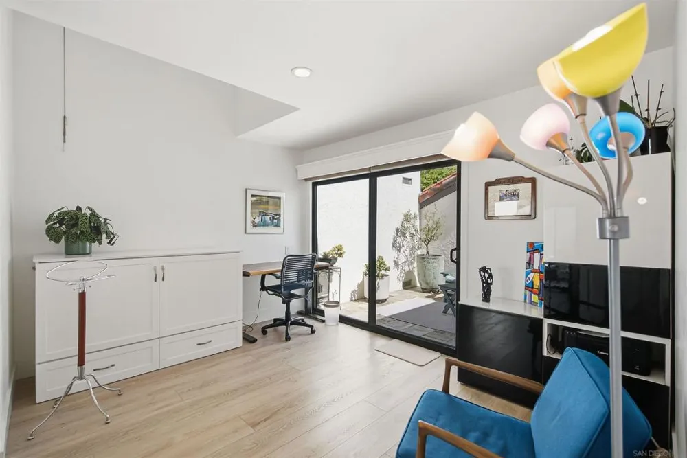 633 Camino Ynez Solana Beach, CA 92075