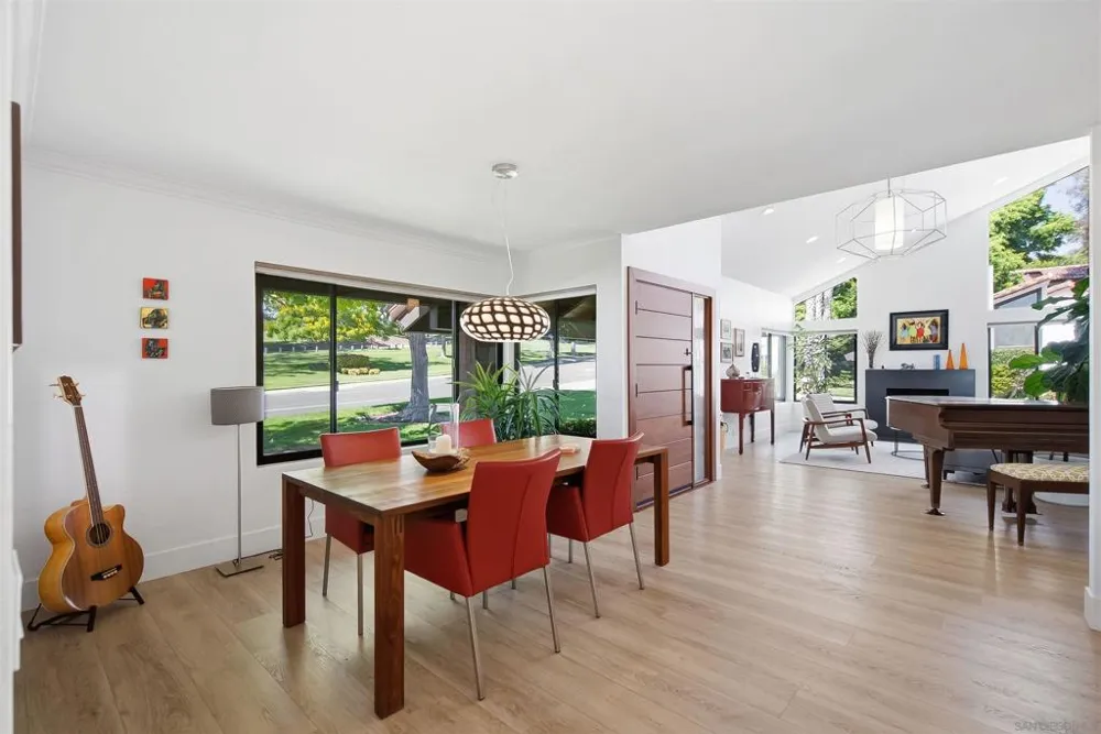 633 Camino Ynez Solana Beach, CA 92075