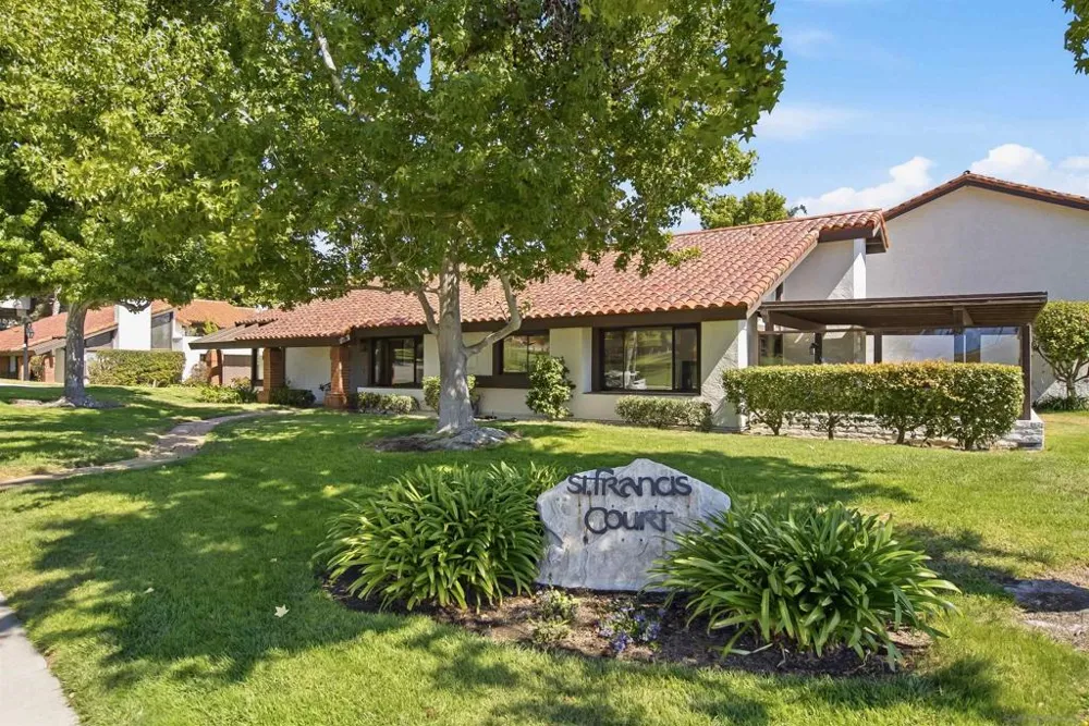 633 Camino Ynez Solana Beach, CA 92075