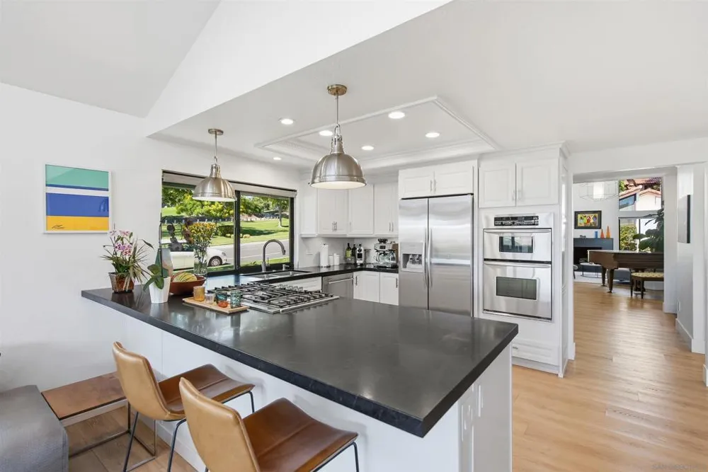 633 Camino Ynez Solana Beach, CA 92075