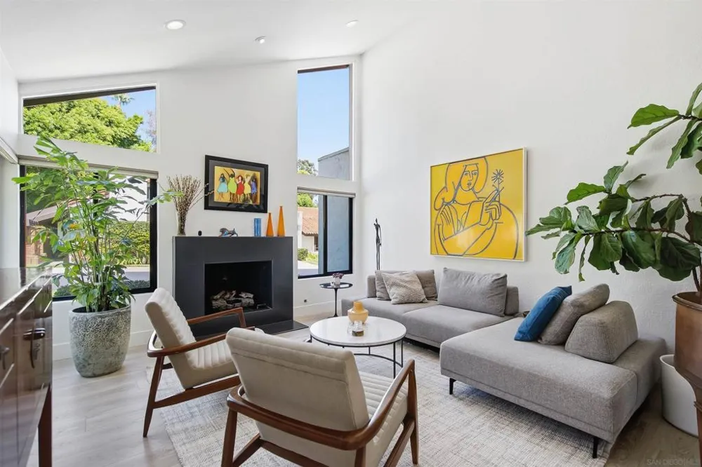 633 Camino Ynez Solana Beach, CA 92075