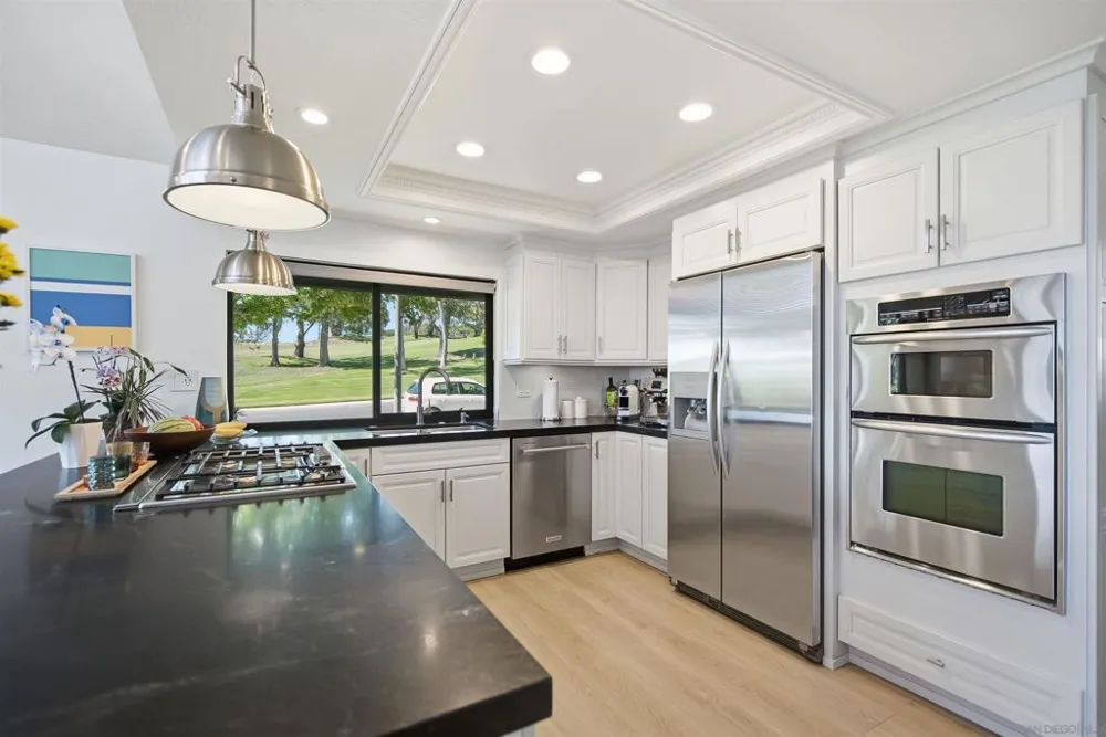 633 Camino Ynez Solana Beach, CA 92075