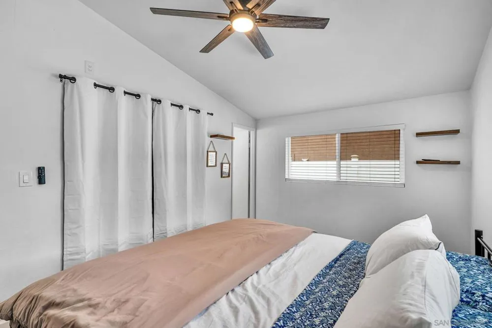 9222 Overton San Diego, CA 92123