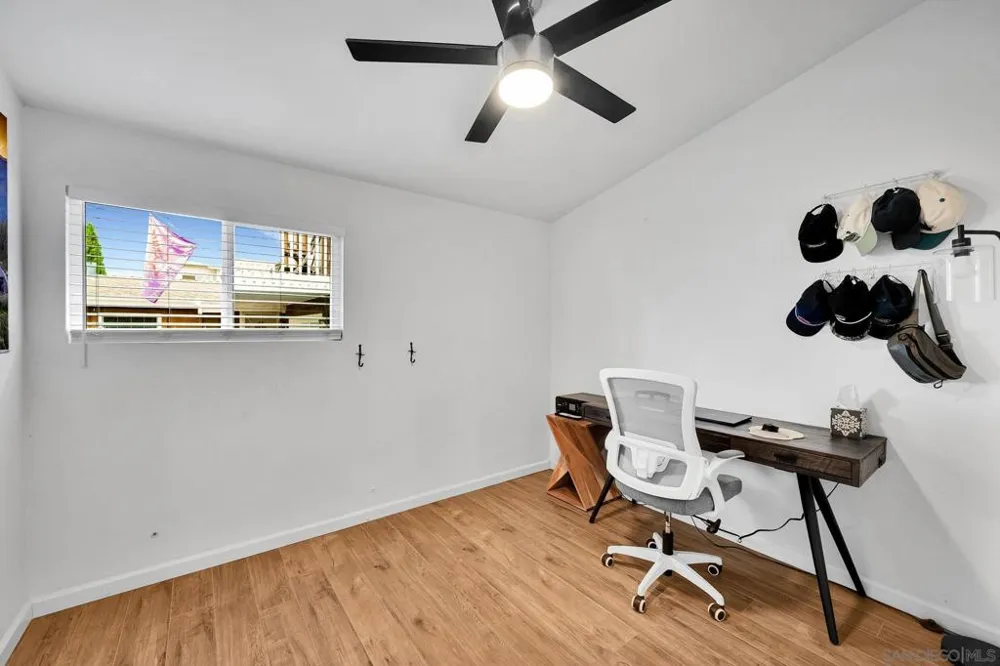 9222 Overton San Diego, CA 92123
