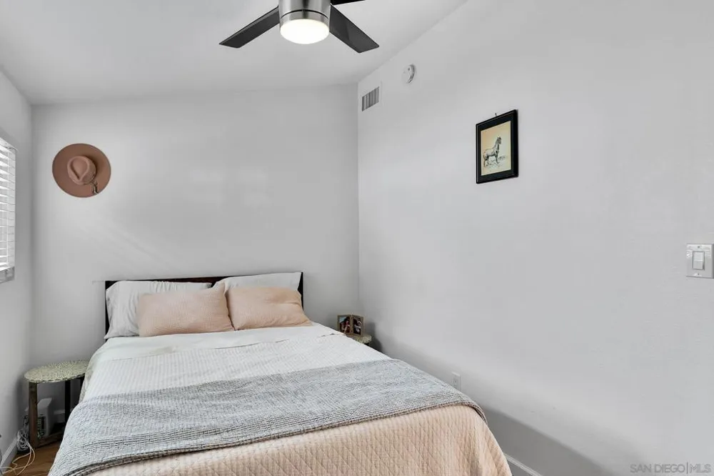 9222 Overton San Diego, CA 92123