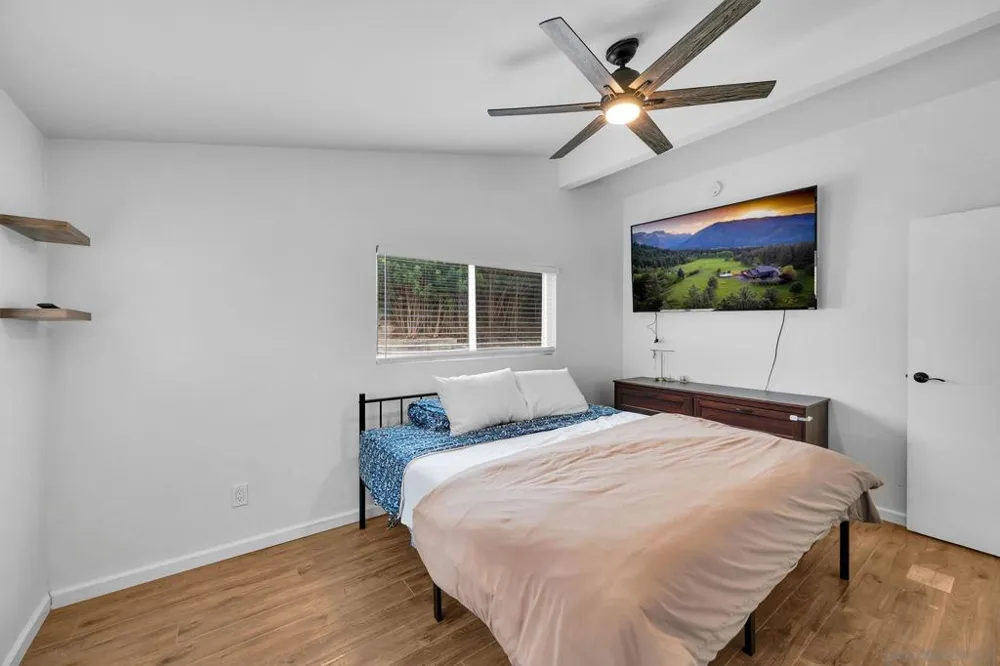 9222 Overton San Diego, CA 92123