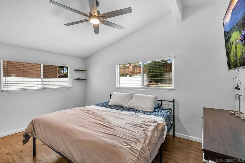 9222 Overton San Diego, CA 92123