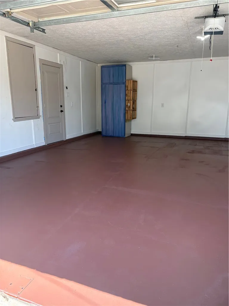 120 Shore Drive Portland, TX 78374