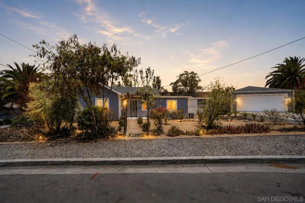 5065 Guava Ave La Mesa, CA 91942