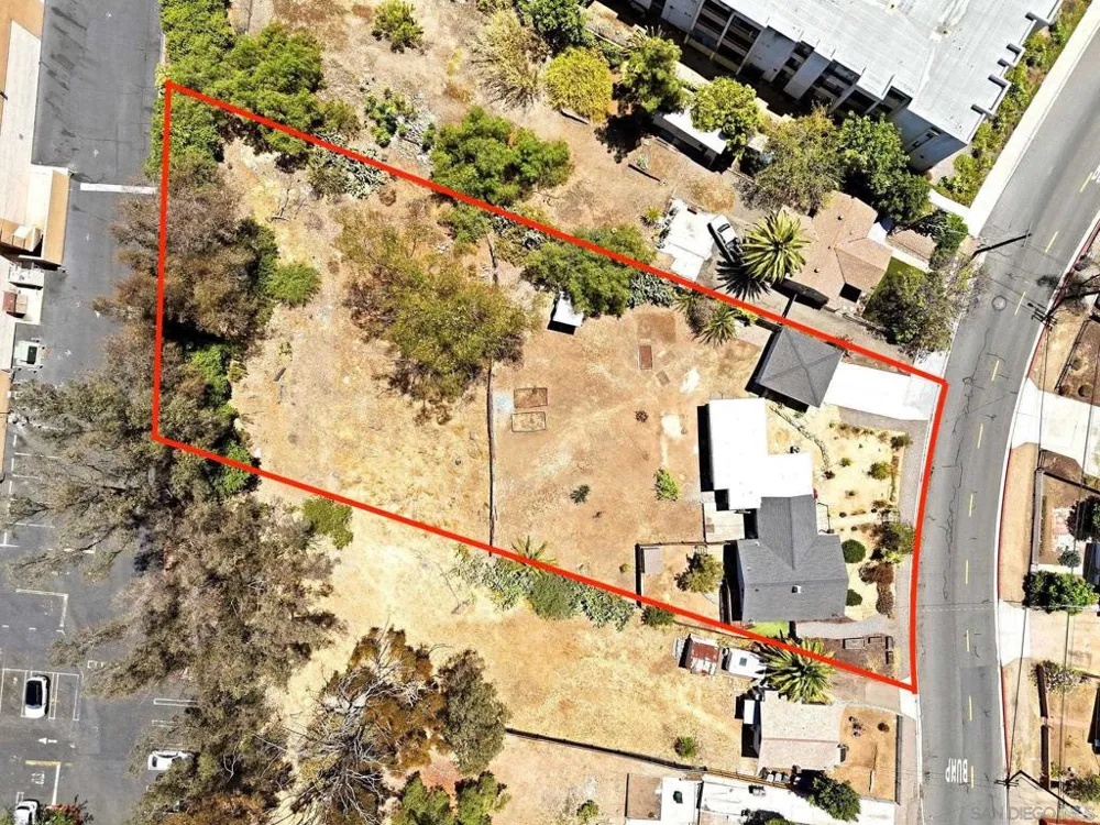 5065 Guava Ave La Mesa, CA 91942