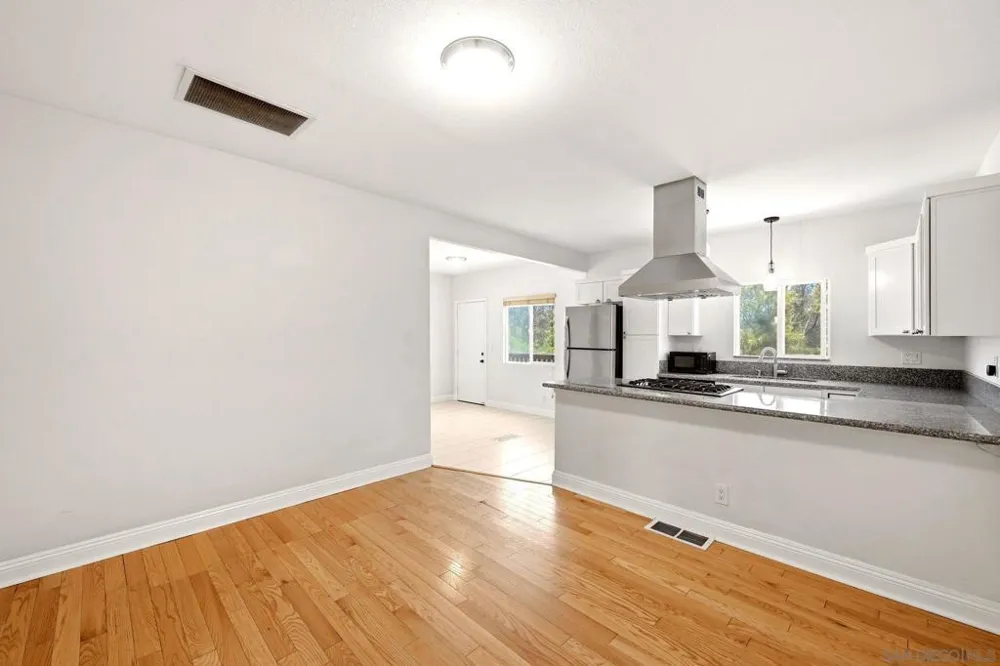 5065 Guava Ave La Mesa, CA 91942