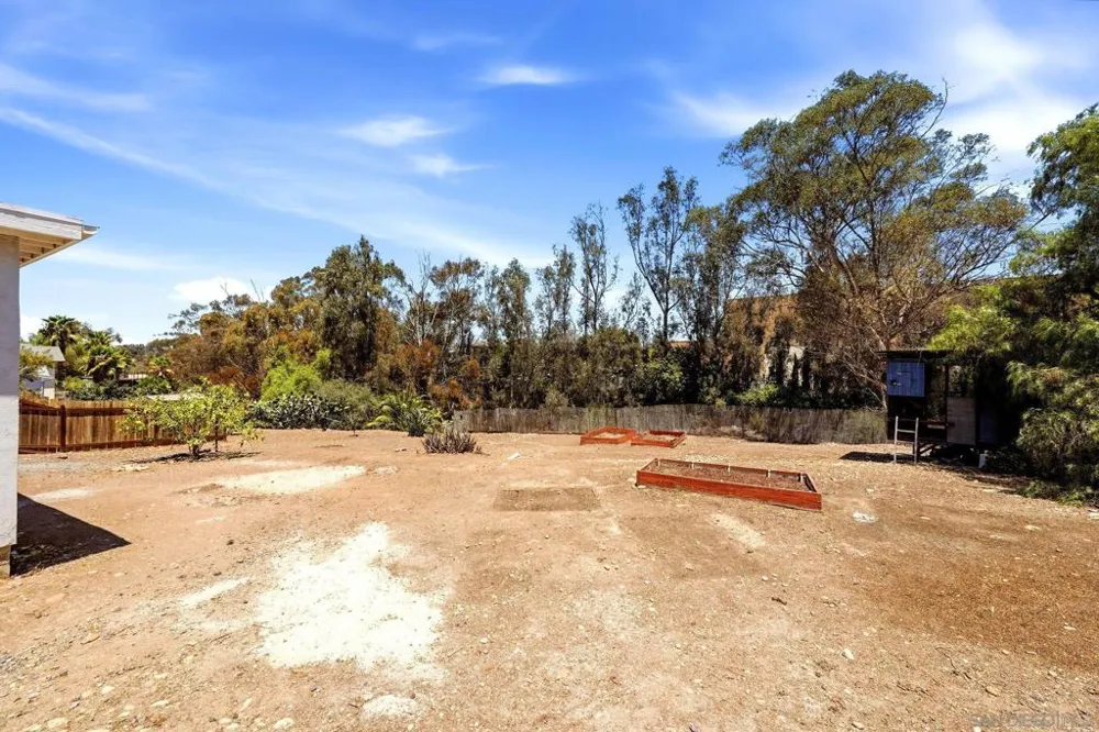 5065 Guava Ave La Mesa, CA 91942