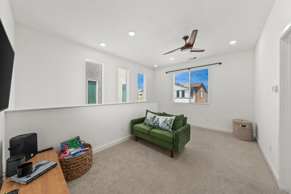 2158 Tributary Drive #1 Chula Vista, CA 91913