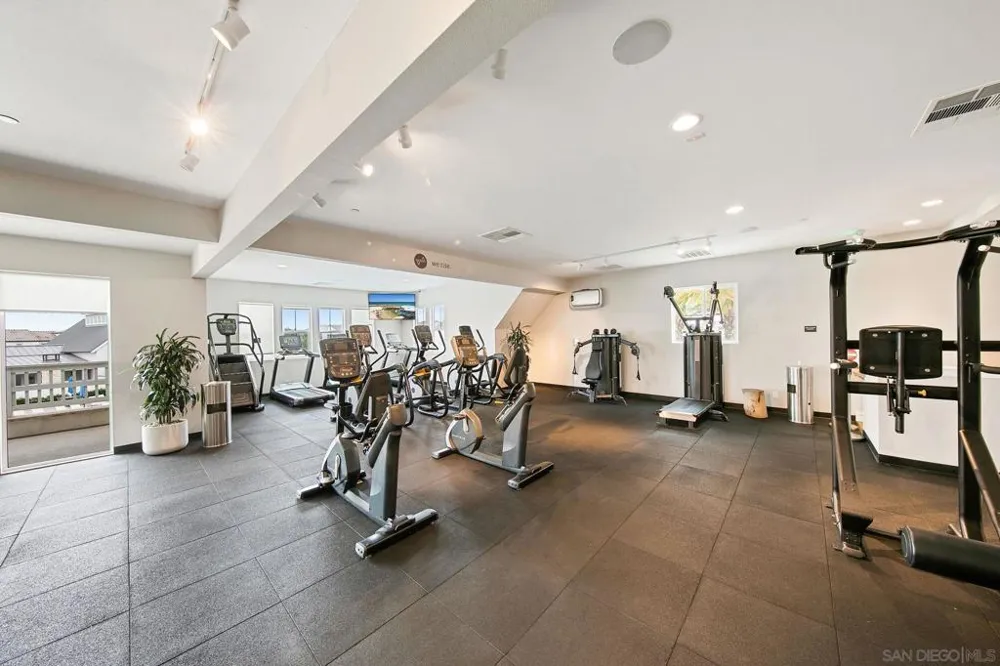 2158 Tributary Drive #1 Chula Vista, CA 91913