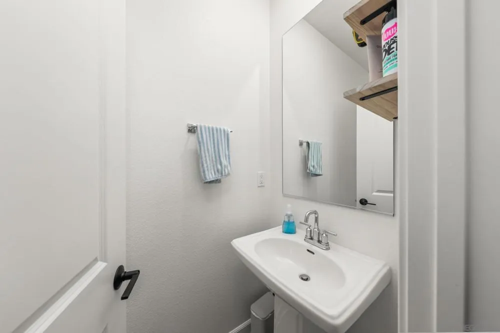2158 Tributary Drive #1 Chula Vista, CA 91913