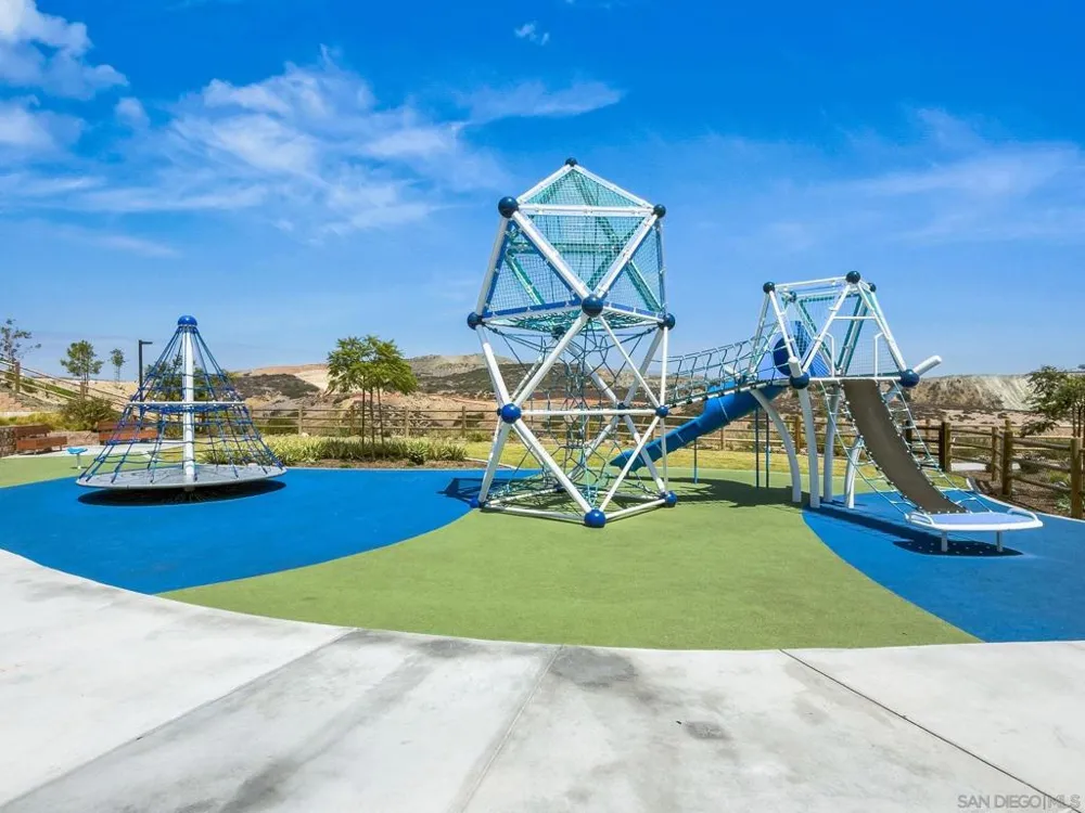 2158 Tributary Drive #1 Chula Vista, CA 91913