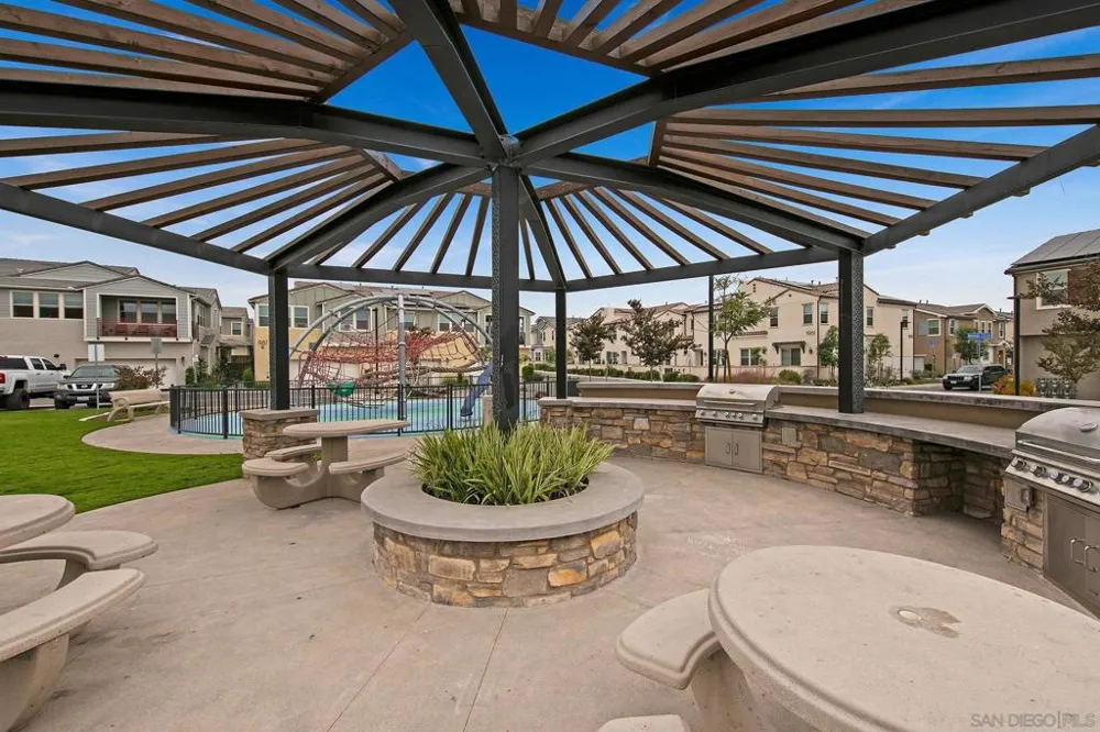 2158 Tributary Drive #1 Chula Vista, CA 91913