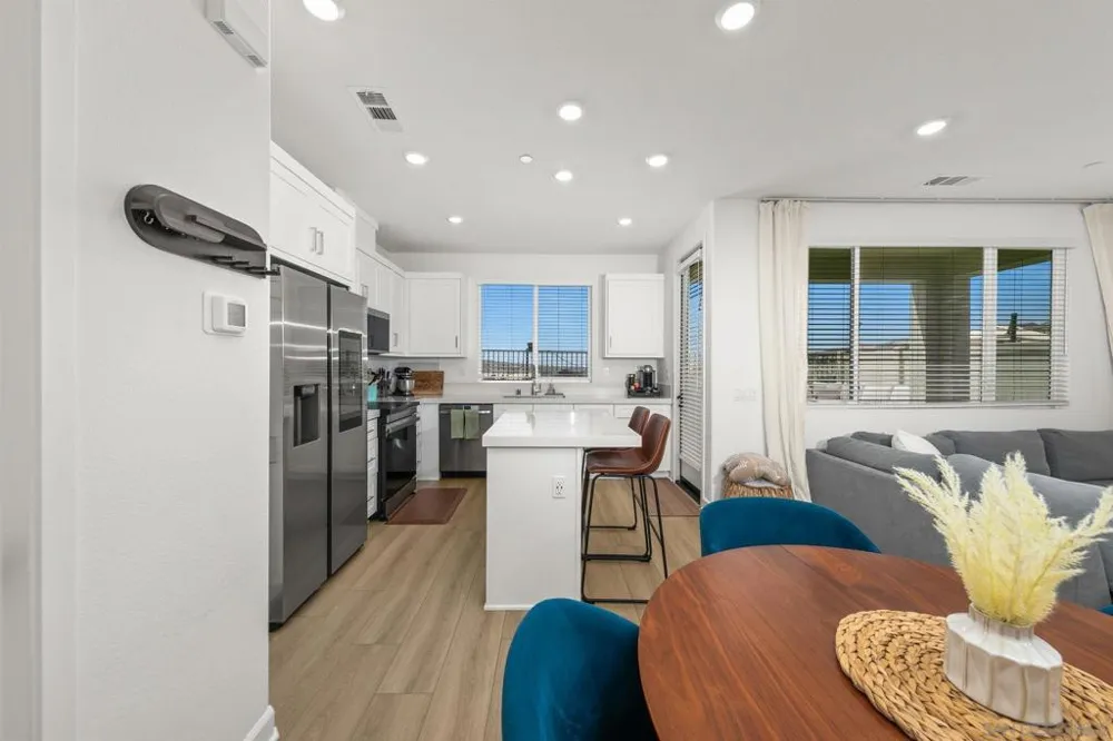 2158 Tributary Drive #1 Chula Vista, CA 91913
