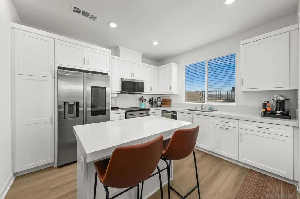 2158 Tributary Drive #1 Chula Vista, CA 91913