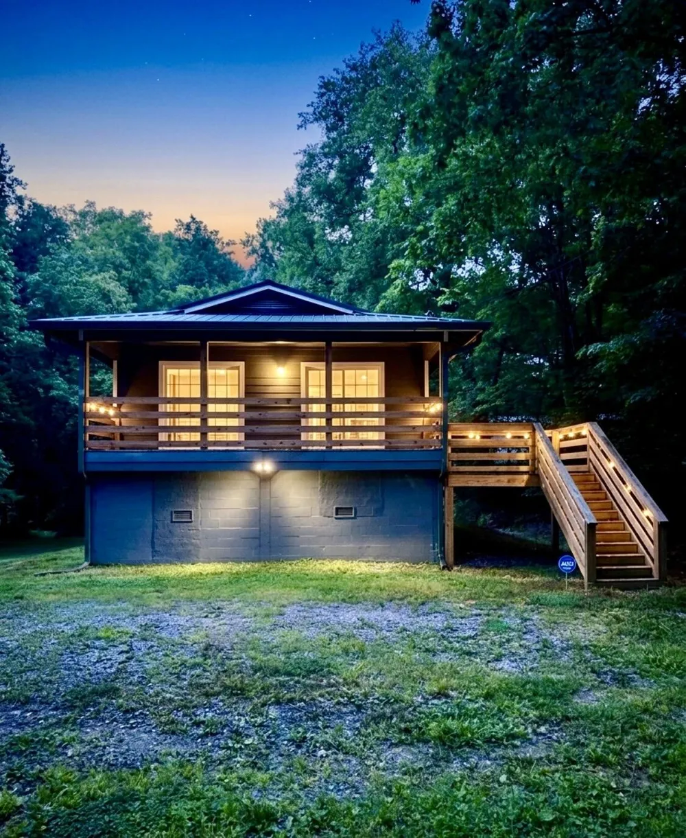 615 Chattanooga Street LaFayette, GA 30728