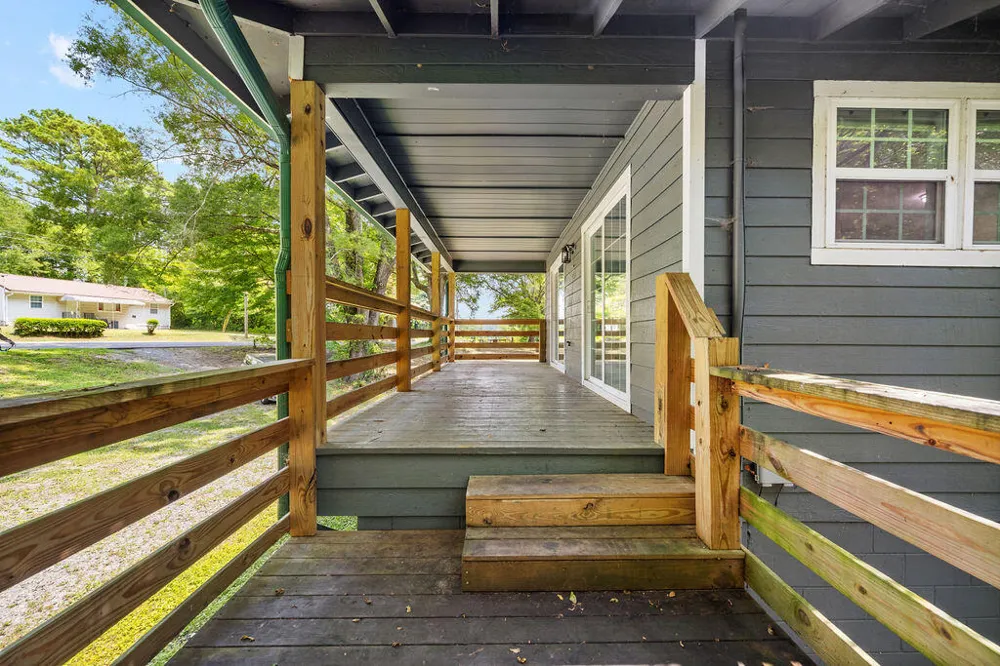 615 Chattanooga Street LaFayette, GA 30728