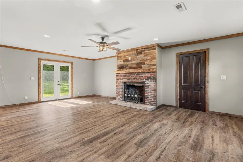 103 County Road 636 Etowah, TN 37331
