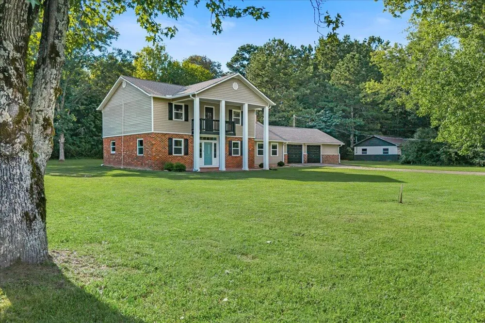 103 County Road 636 Etowah, TN 37331