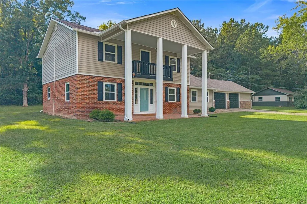 103 County Road 636 Etowah, TN 37331