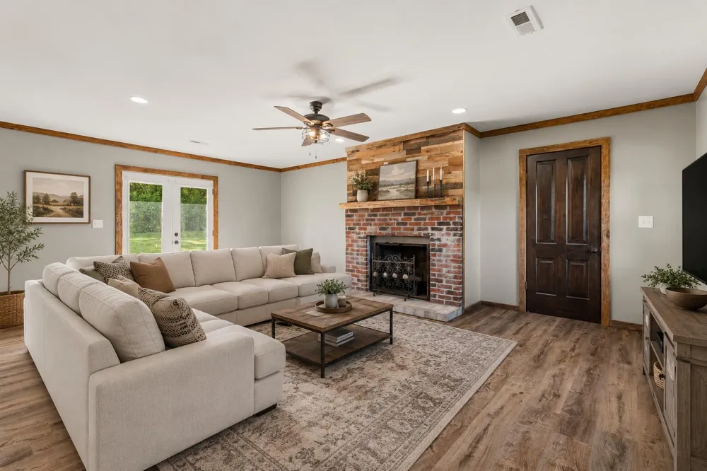103 County Road 636 Etowah, TN 37331