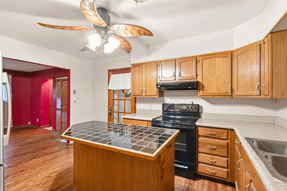 6514 White Oak Valley Circle McDonald, TN 37353