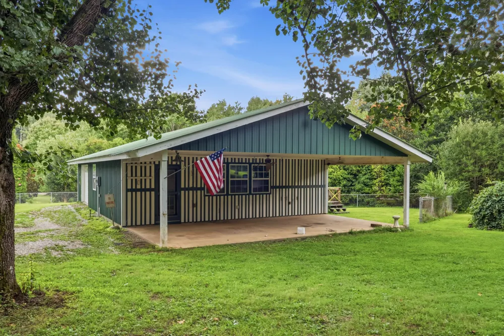 6514 White Oak Valley Circle McDonald, TN 37353