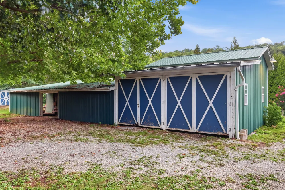 6514 White Oak Valley Circle McDonald, TN 37353
