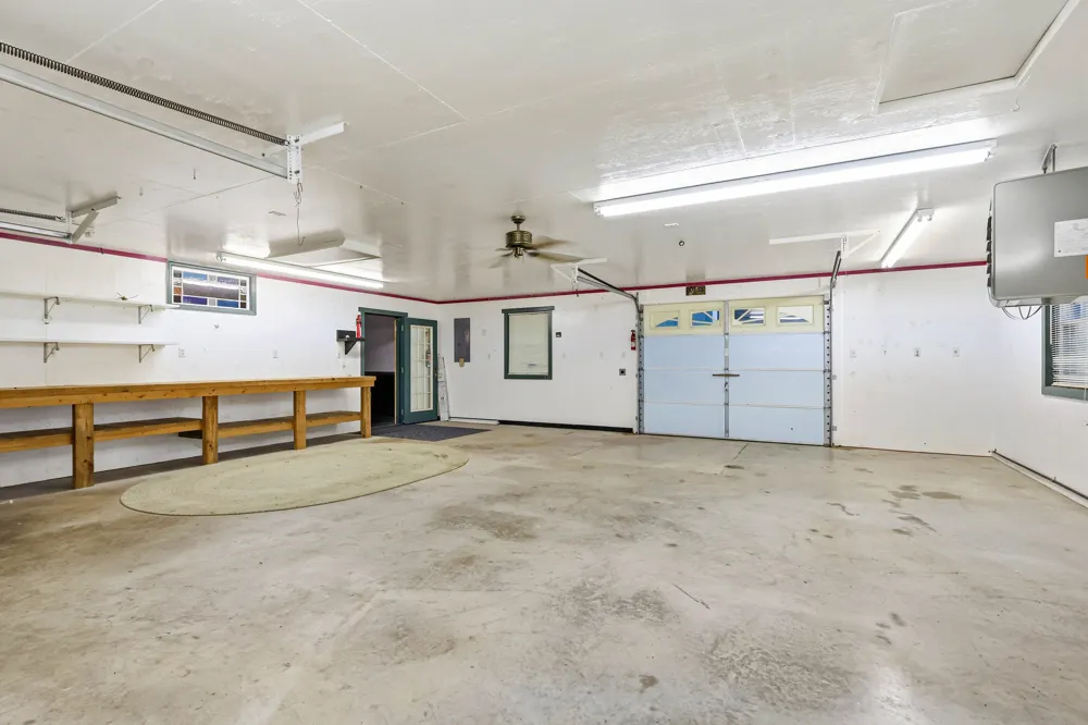 6514 White Oak Valley Circle McDonald, TN 37353