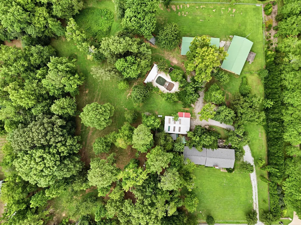 6514 White Oak Valley Circle McDonald, TN 37353