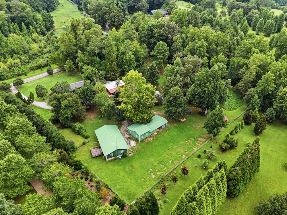 6514 White Oak Valley Circle McDonald, TN 37353