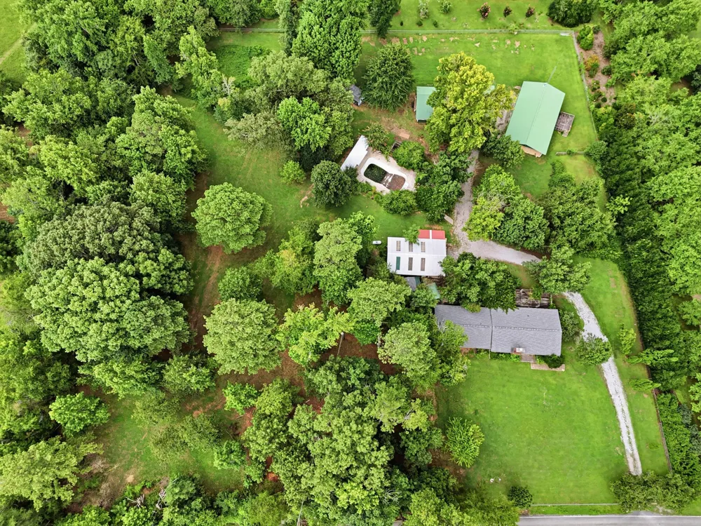 6514 White Oak Valley Circle McDonald, TN 37353