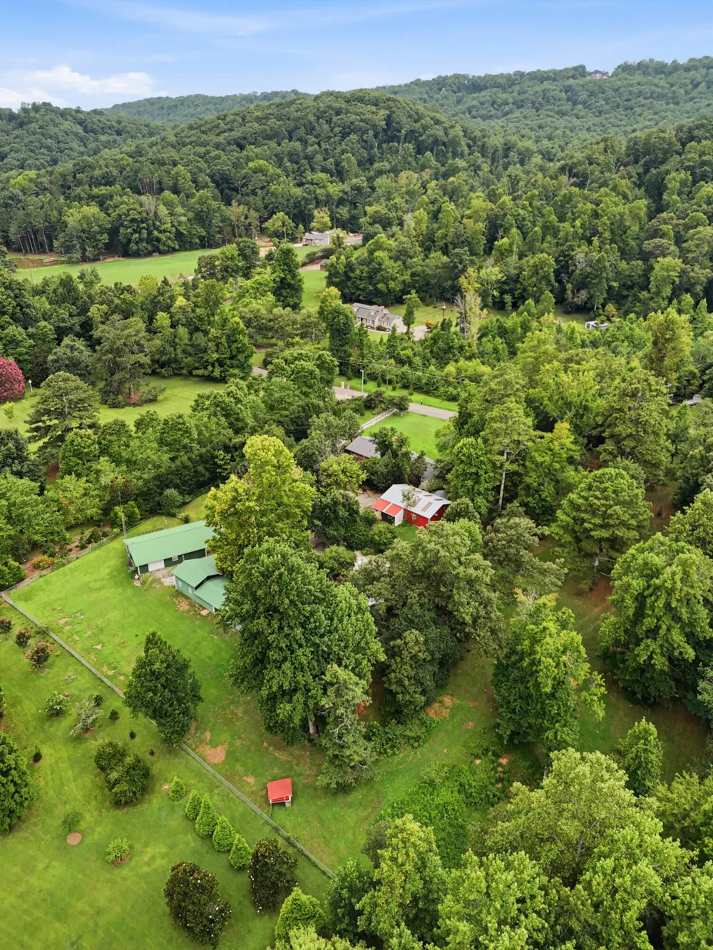 6514 White Oak Valley Circle McDonald, TN 37353