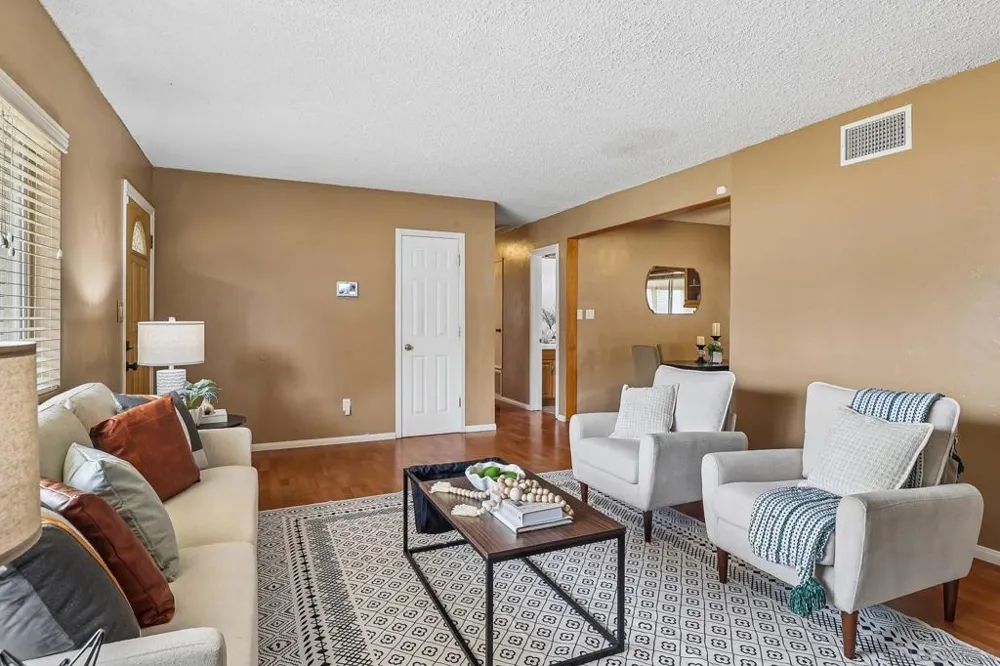 13416 Ripple Lakeside, CA 92040