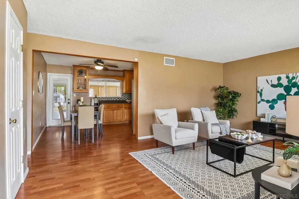 13416 Ripple Lakeside, CA 92040