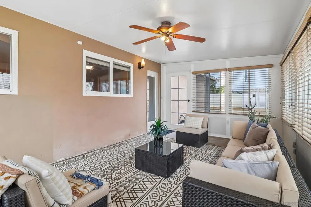 13416 Ripple Lakeside, CA 92040
