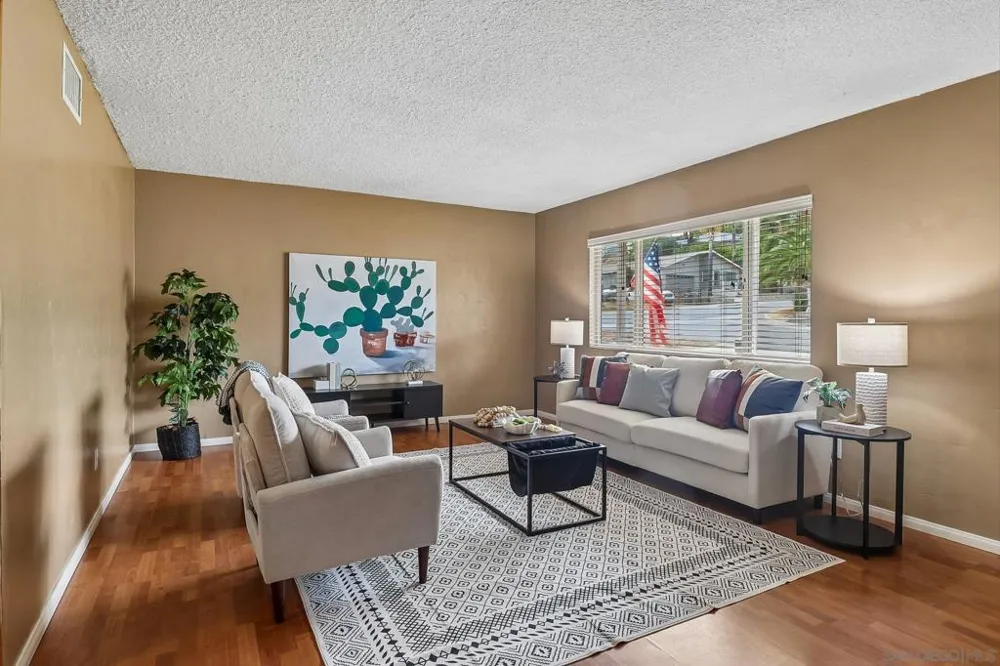 13416 Ripple Lakeside, CA 92040