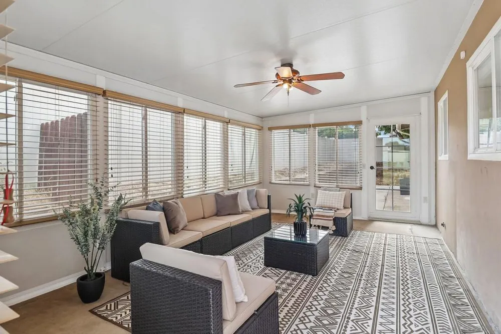 13416 Ripple Lakeside, CA 92040