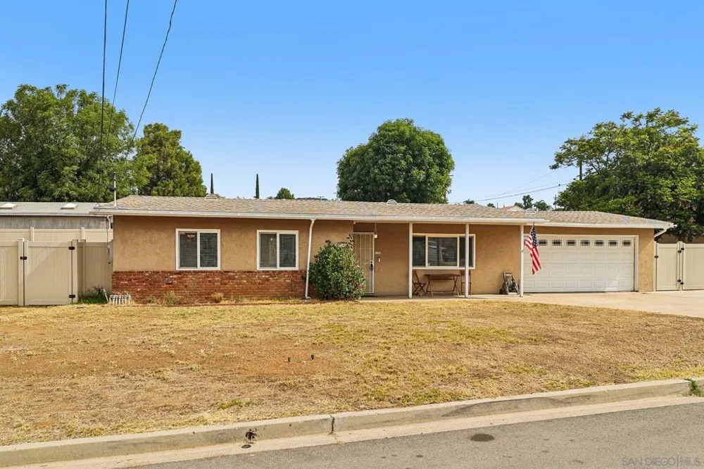 13416 Ripple Lakeside, CA 92040